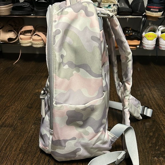 Twelve Little MIDI-GO DIAPER BAG BACKPACK IN BLUSH CAMO - Picture 7 of 14